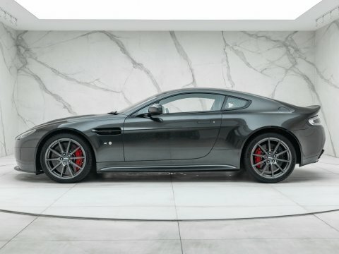 Aston Martin Vantage Vantage S #5