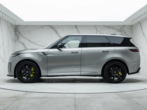 Land Rover Range Rover Sport P635 Sv Edition #2