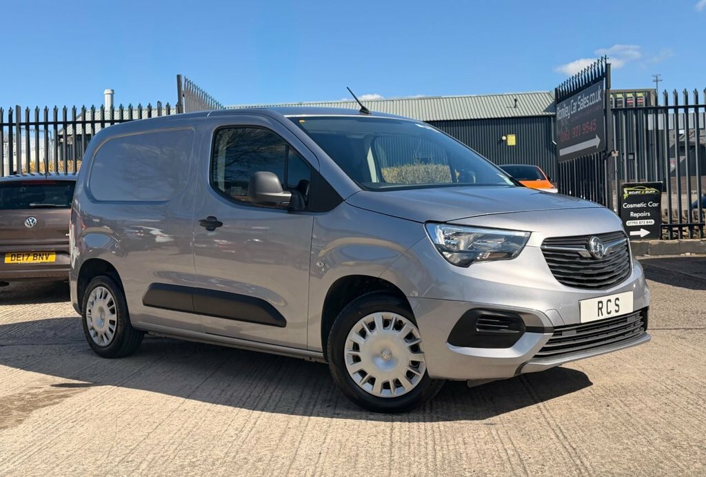 Vauxhall Combo 1.5L Sportive Grey