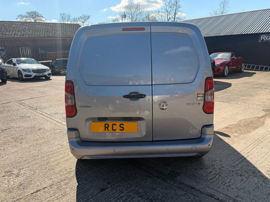 Vauxhall Combo 1.5L Sportive DV20UET Grey #5