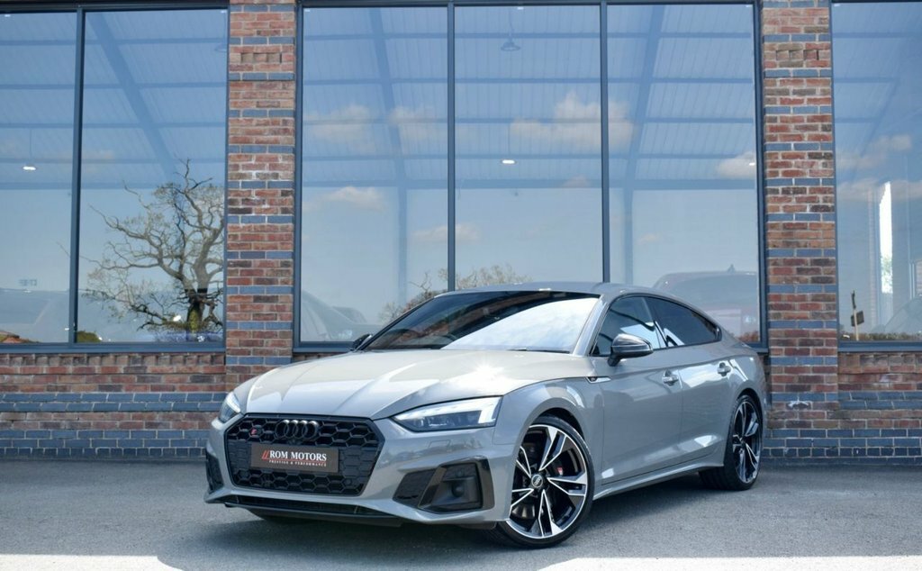 Audi S5 3L Black Edition Grey