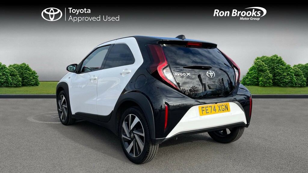 Toyota Aygo X 1.0 Vvt-i Edge Euro 6 Ss FE74XGN White #4