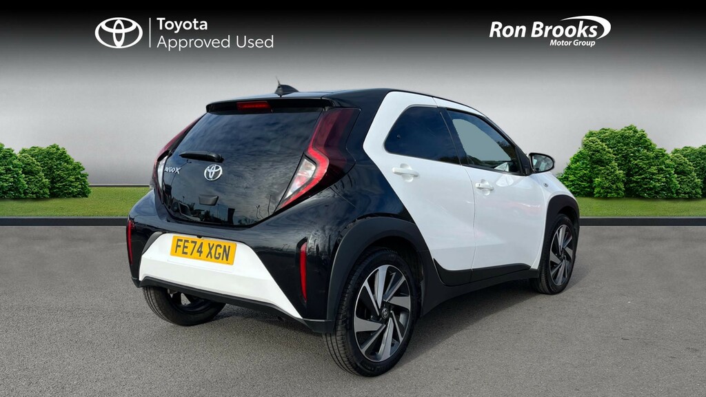 Toyota Aygo X 1.0 Vvt-i Edge Euro 6 Ss FE74XGN White #2