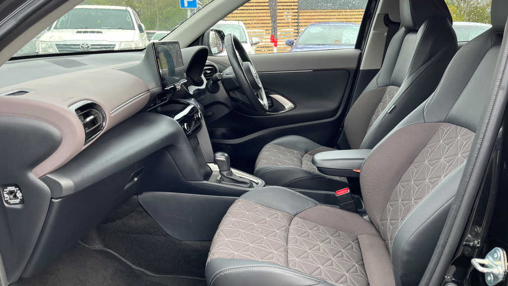 Toyota Yaris Cross 1.5 Vvt-h Excel E-cvt Euro FG72ZBJ Silver #5
