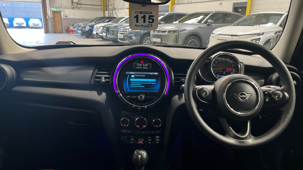 Mini Hatch 1.5 Cooper Classic Euro 6 FH69YDO Black #6