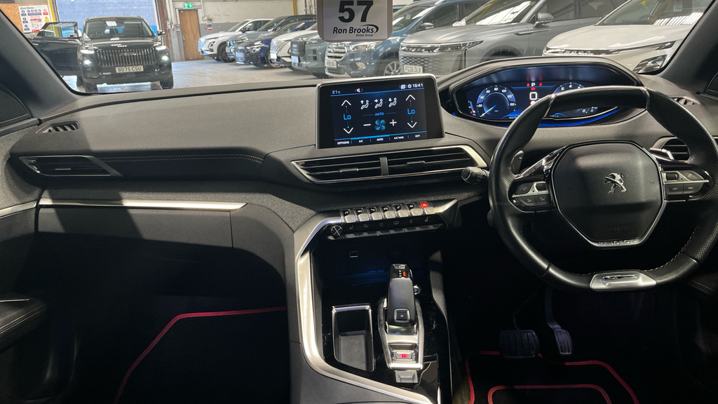 Peugeot 3008 1.6 Puretech Gt Line Premi YA69ALO Red #6
