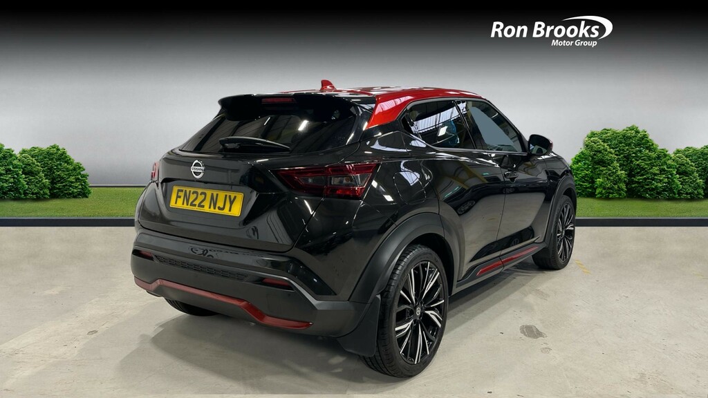 Nissan Juke 1.0 Dig-t Tekna Euro 6 S FN22NJY Black #2