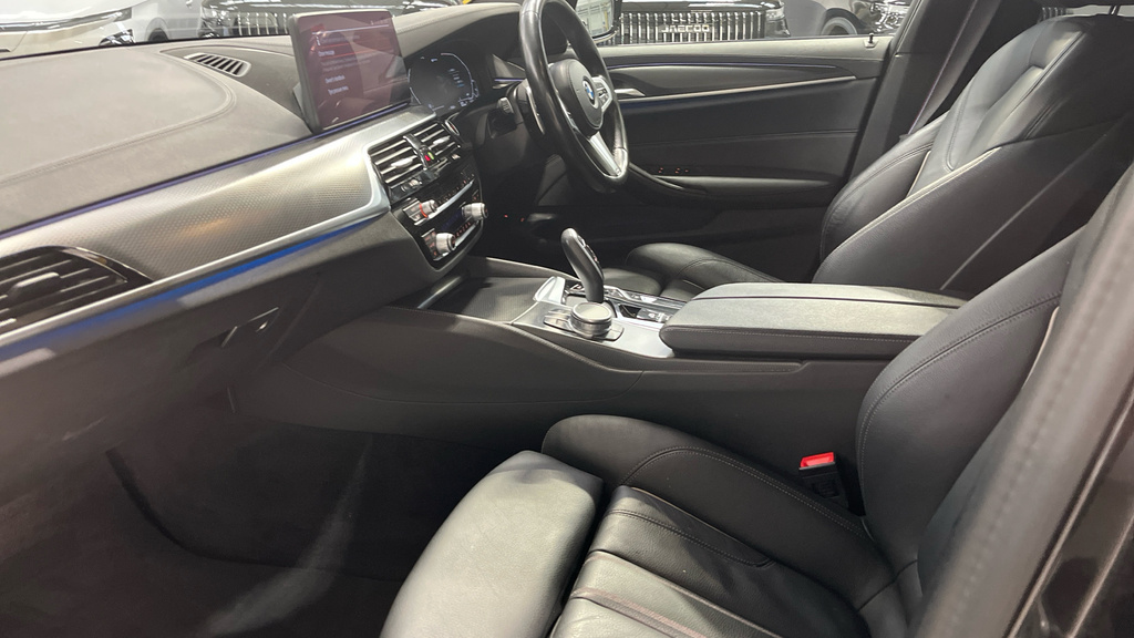 BMW 5 Series 2.0 530E 12Kwh M Sport Ste FD70YJU Grey #5