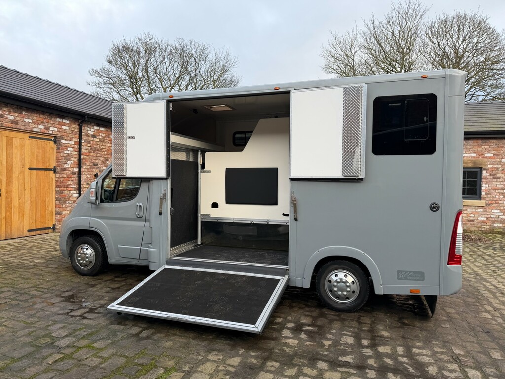 Citroen Relay 2.0 Bluehdi 35 Topline Stallion Horsebox Euro 6 1  #3