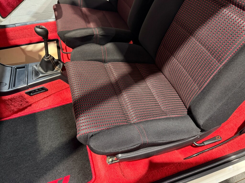 Peugeot 205 Gti 1989 Hatchback Grey #36