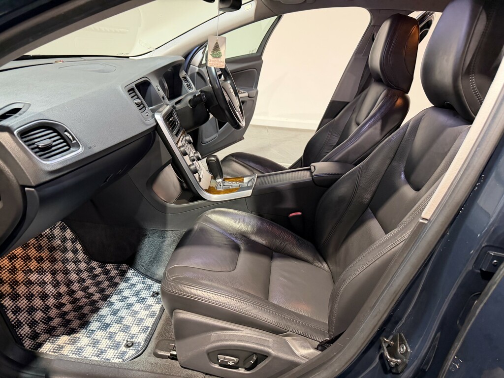 Volvo S60 3.0 T6 Se Lux Premium Saloon Geartronic #5