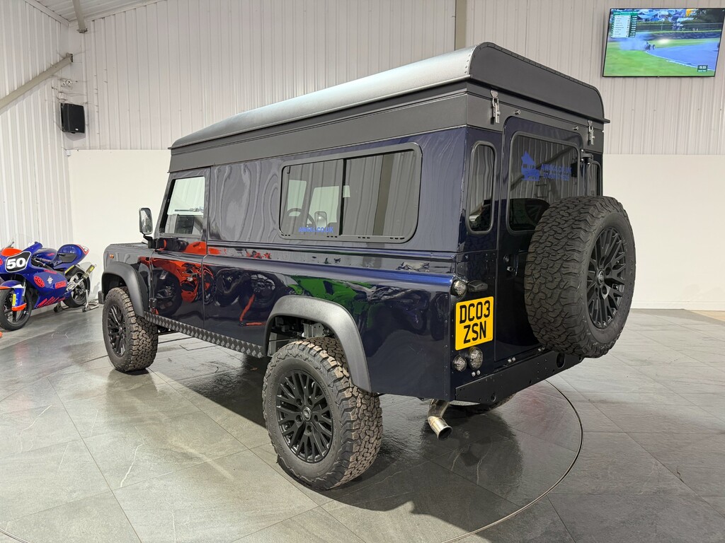 Land Rover Defender 110 2.5 Td5 Hard Top Station Wagon P  #3