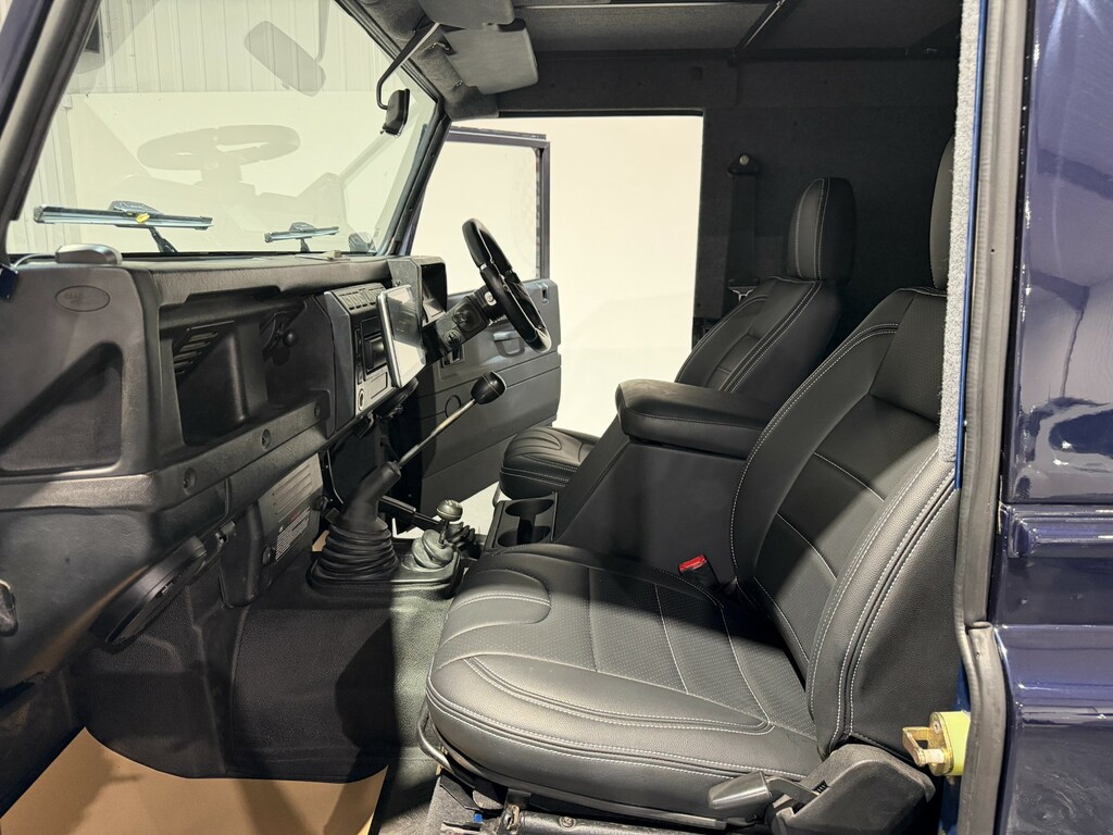 Land Rover Defender 110 2.5 Td5 Hard Top Station Wagon P  #5