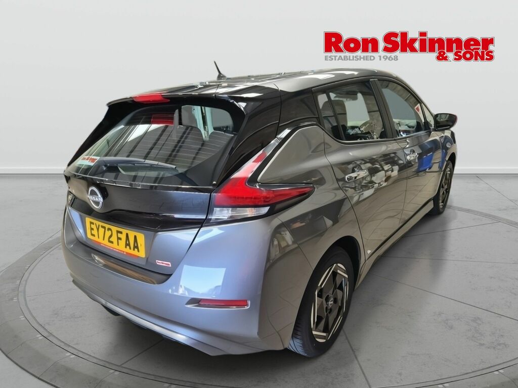 Nissan Leaf 39Kwh Acenta Hatchback 150 Ps EY72FAA Grey #4