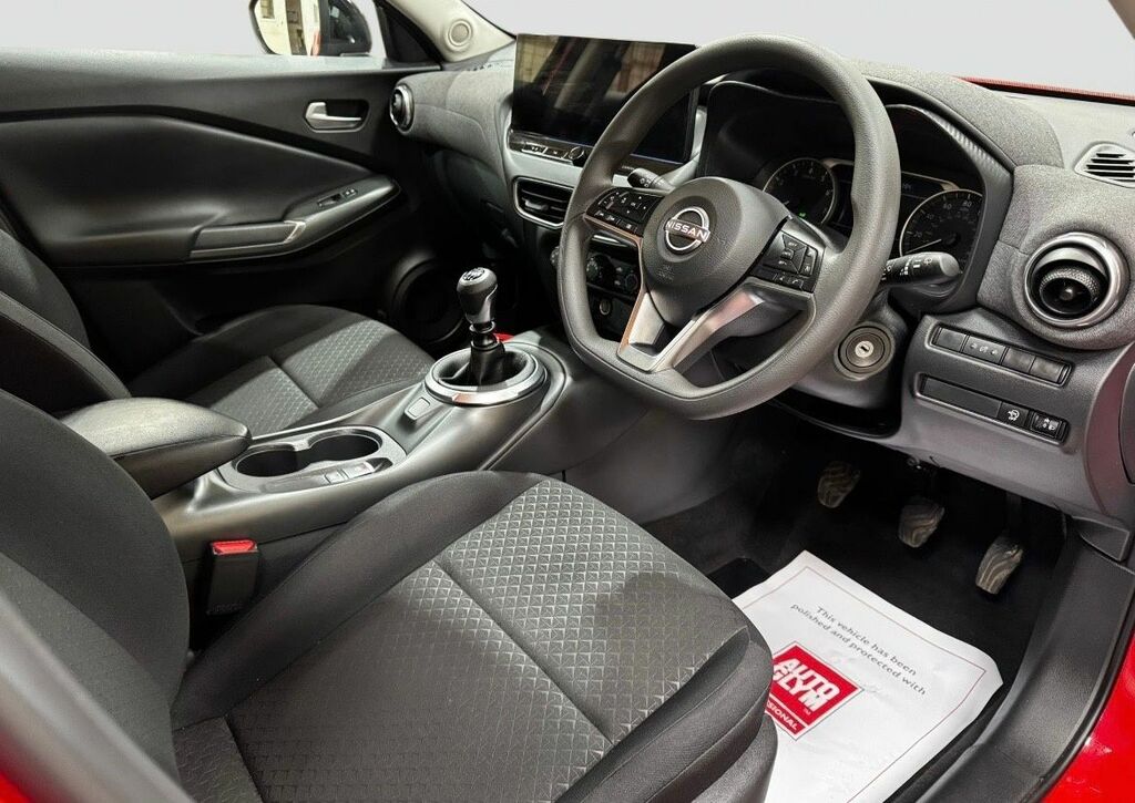 Nissan Juke 1.0 Dig-t Acenta Premium Suv Eur YE25EVJ Red #6