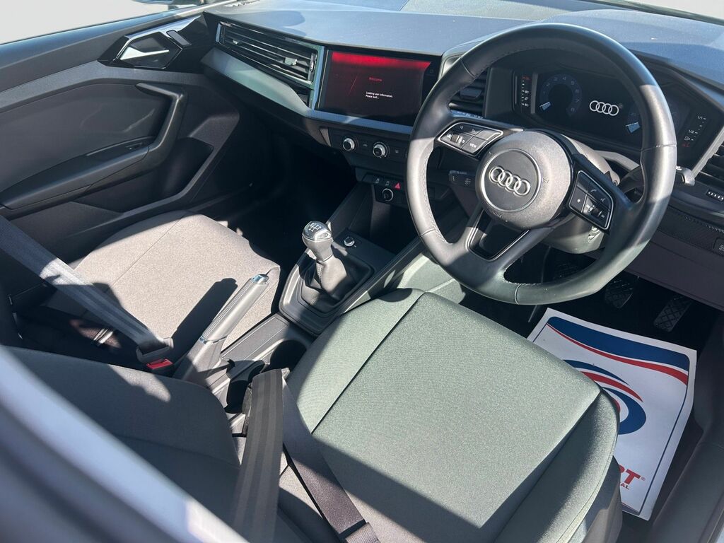 Audi A1 1.0 Tfsi 25 Technik Sportback Eu RO73HVM Silver #6