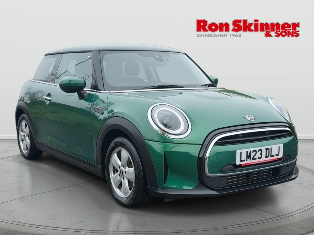Mini Hatch 1.5 Cooper Classic Hatchback Steptronic Green