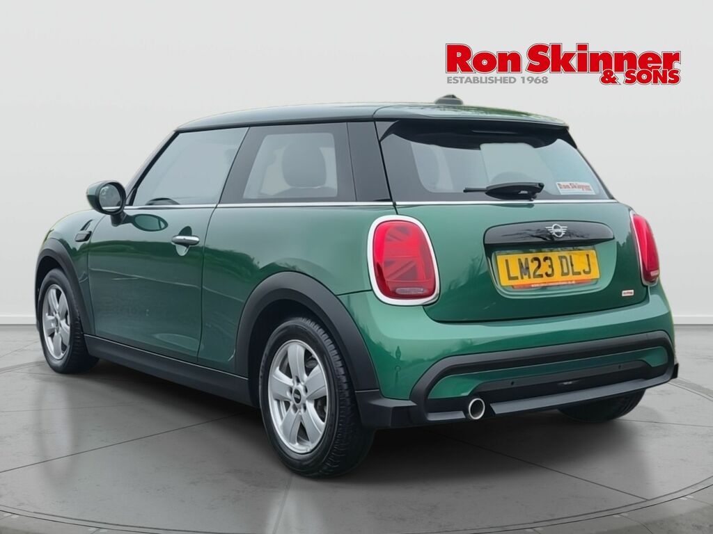 Mini Hatch 1.5 Cooper Classic Hatchback Steptronic LM23DLJ Green #3