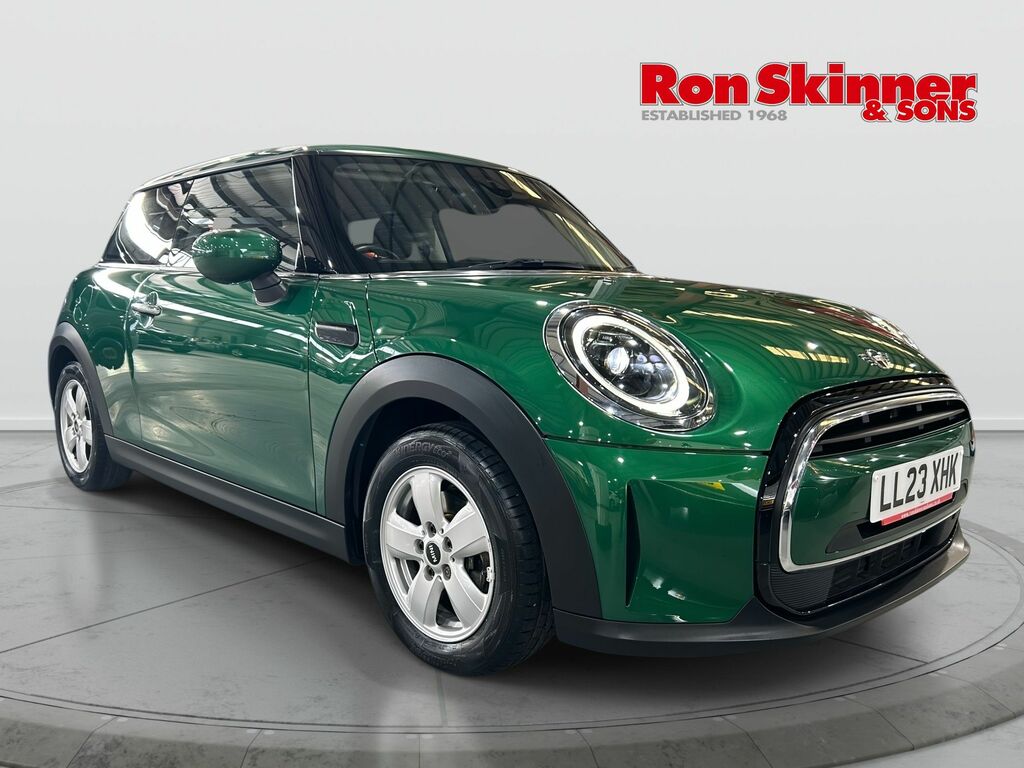 Mini Hatch 1.5 Cooper Classic Hatchback Steptronic Green