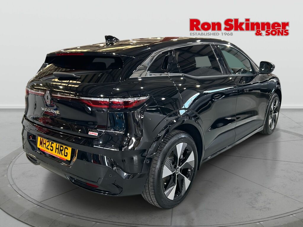 Renault Megane E-Tech Comfort Range 60Kwh Techno Hatchback MH25HRG Black #4