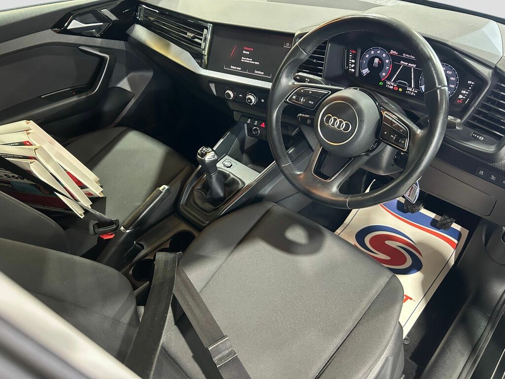 Audi A1 1.0 Tfsi 25 Technik Sportback Eu LS23COA Black #6