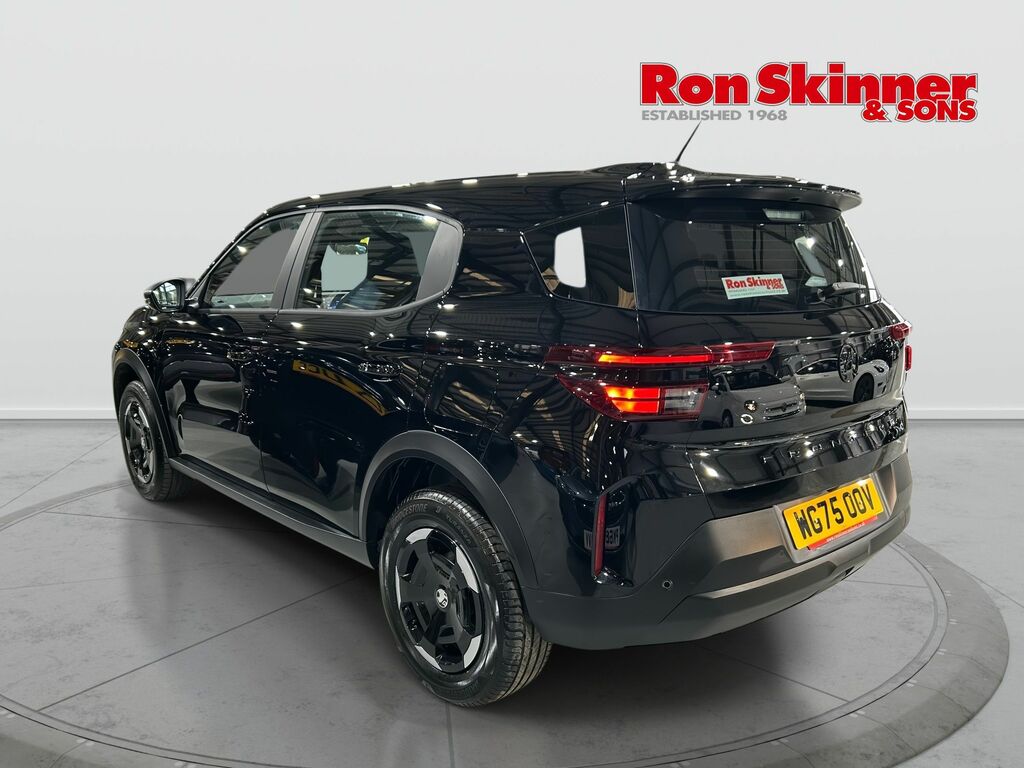 Vauxhall Frontera 44Kwh Design Suv 113 Ps WG75OOV Black #2