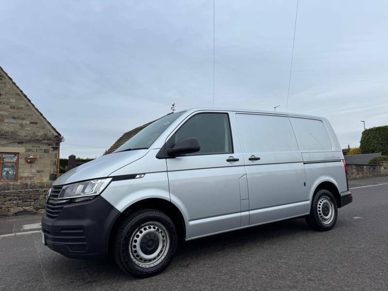 Volkswagen Transporter 2.0 Tdi T32 Startline Fwd Swb Euro 6 Ss - 2 ML21HCV Silver #2
