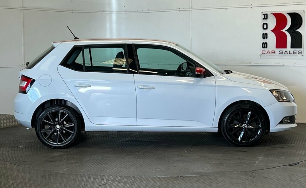 Skoda Fabia 1L Redline VE67TVC White #2