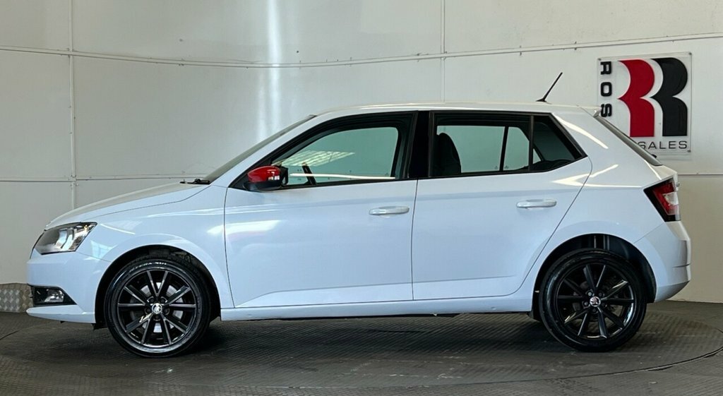 Skoda Fabia 1L Redline VE67TVC White #6