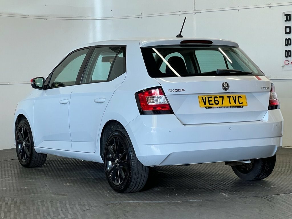 Skoda Fabia 1L Redline VE67TVC White #5