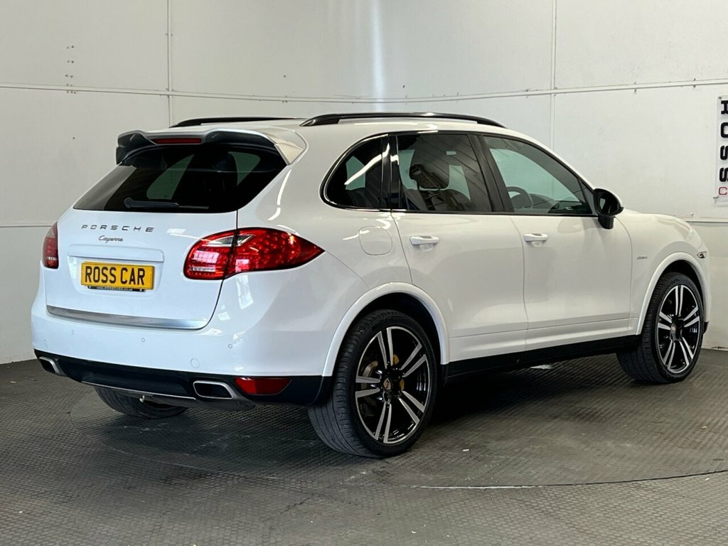 Porsche Cayenne 3L Platinum Edition VK14SEB White #3