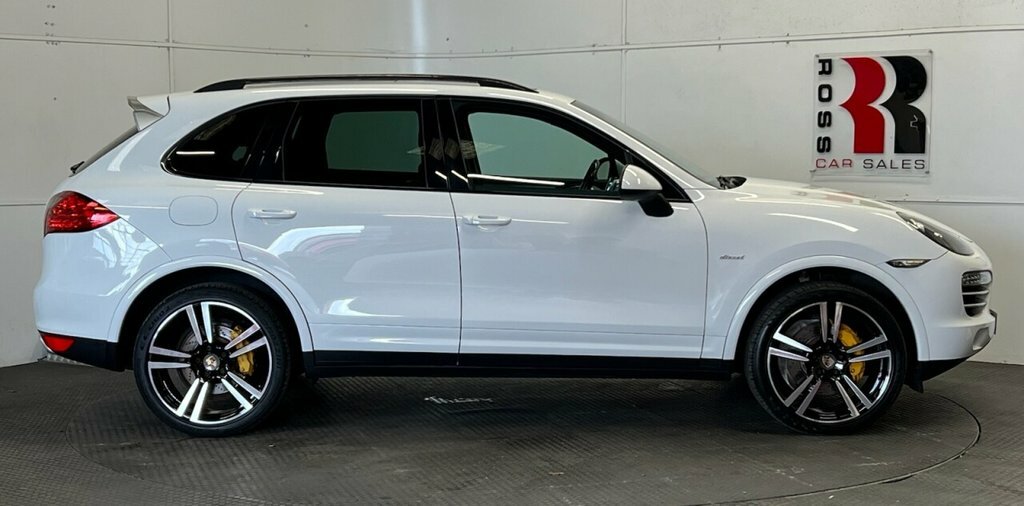 Porsche Cayenne 3L Platinum Edition VK14SEB White #2