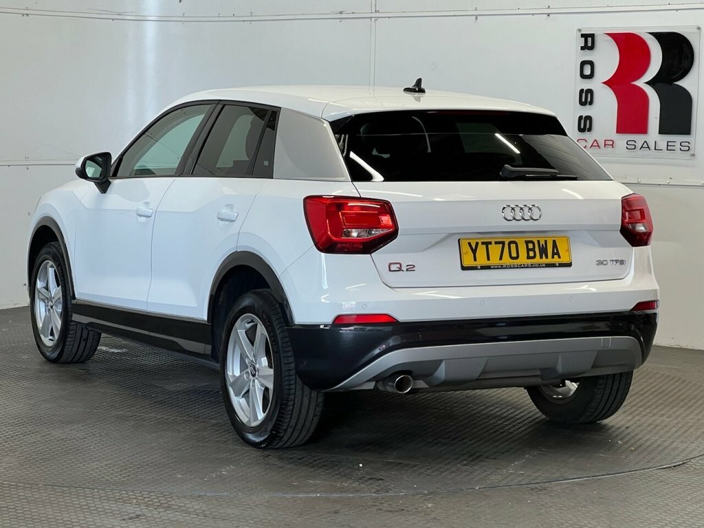 Audi Q2 1L Sport White #5