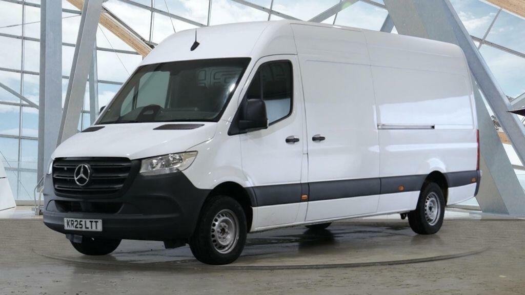 Mercedes-Benz Sprinter 2.0 315 Cdi Pro G-tronic Rwd L3 H2 Euro 6 Ss White
