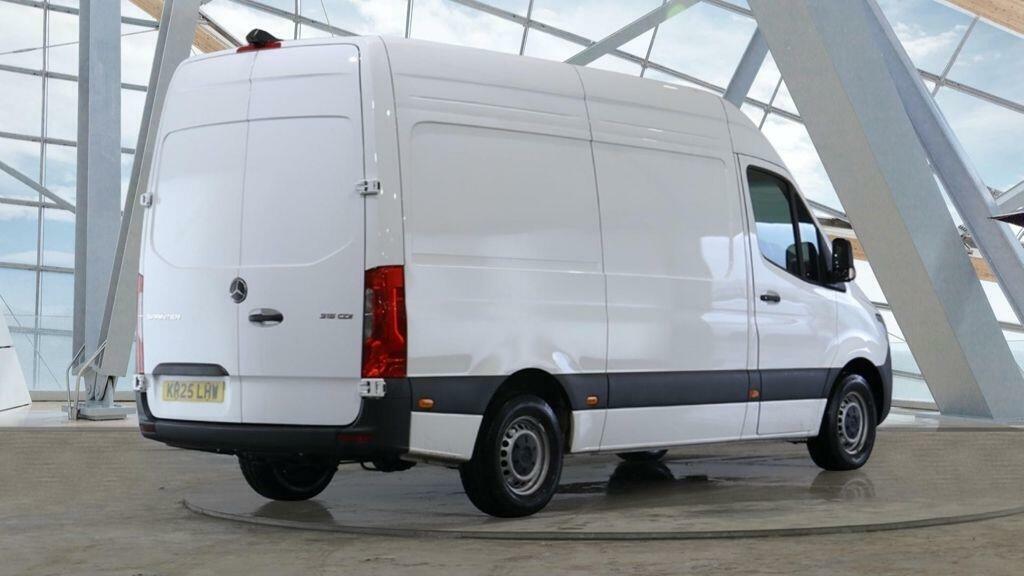 Mercedes-Benz Sprinter 2.0 315 Cdi Pro G-tronic Rwd L2 H2 Euro 6 Ss KR25LHW White #4