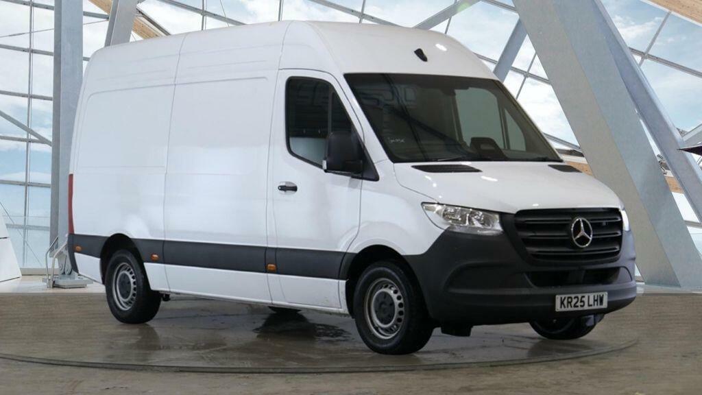 Mercedes-Benz Sprinter 2.0 315 Cdi Pro G-tronic Rwd L2 H2 Euro 6 Ss KR25LHW White #2