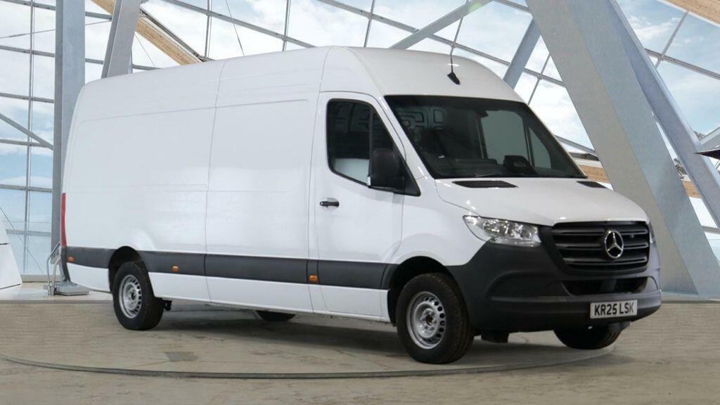 Mercedes-Benz Sprinter 2.0 315 Cdi Pro G-tronic Rwd L3 H2 Euro 6 Ss KR25LSK White #2