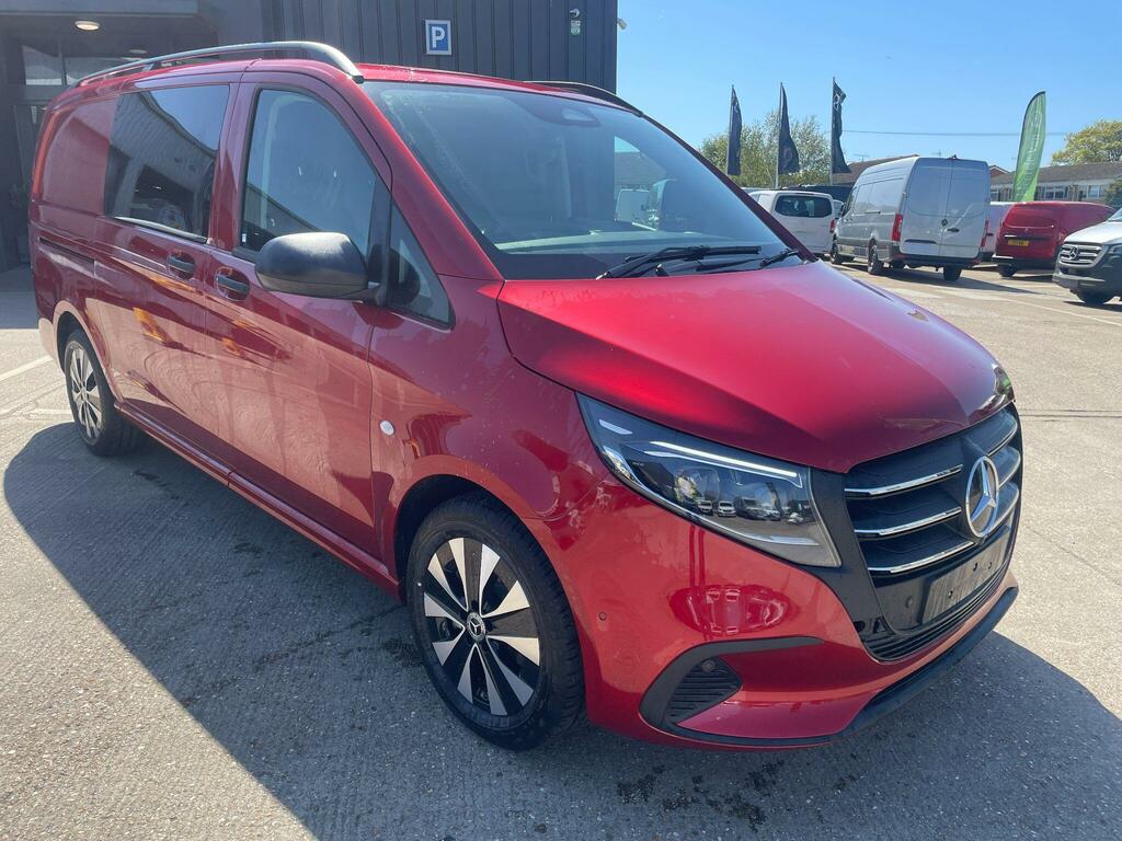 Mercedes-Benz Vito 2.0 119 Cdi Select Crew Van G-tronic Rwd L2 Euro 6 Red