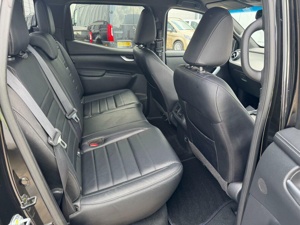 Mercedes-Benz X Class X350d Black #27