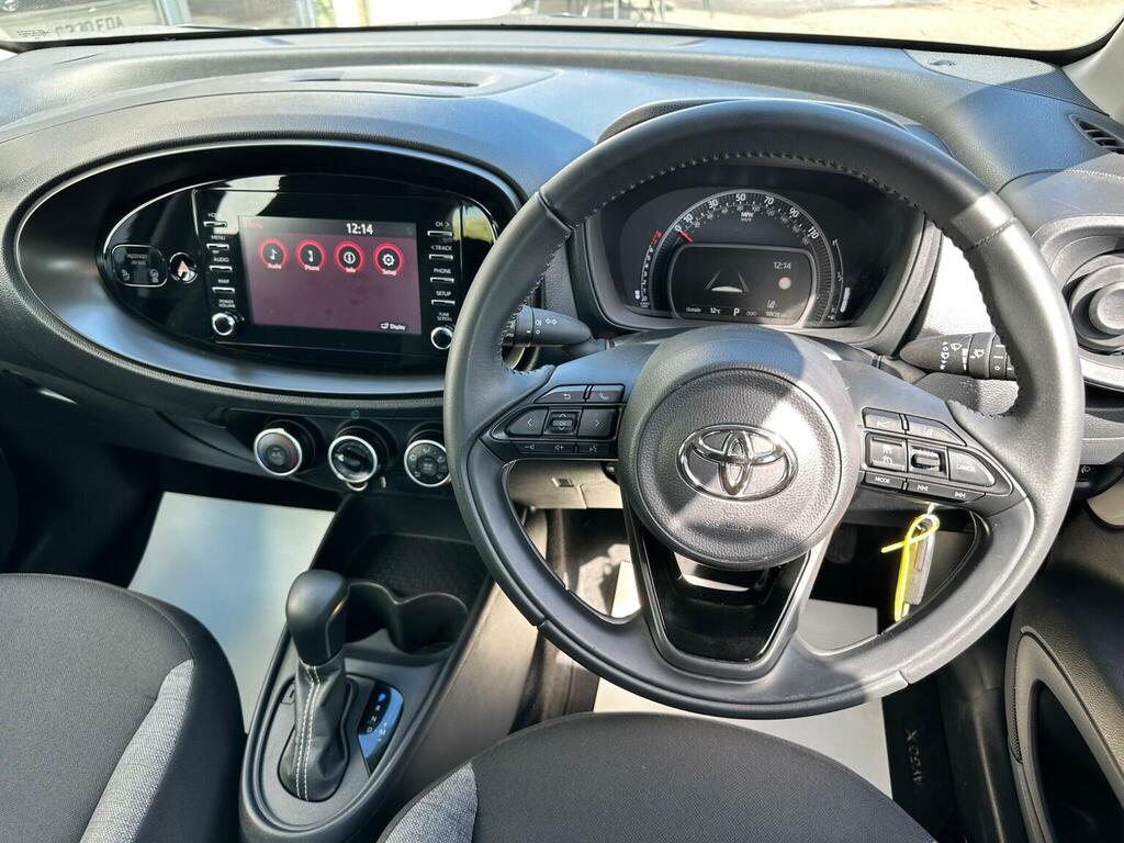 Toyota Aygo X 1.0 Vvt-i Pure X-shift Euro 6 S S GK23FTX White #5