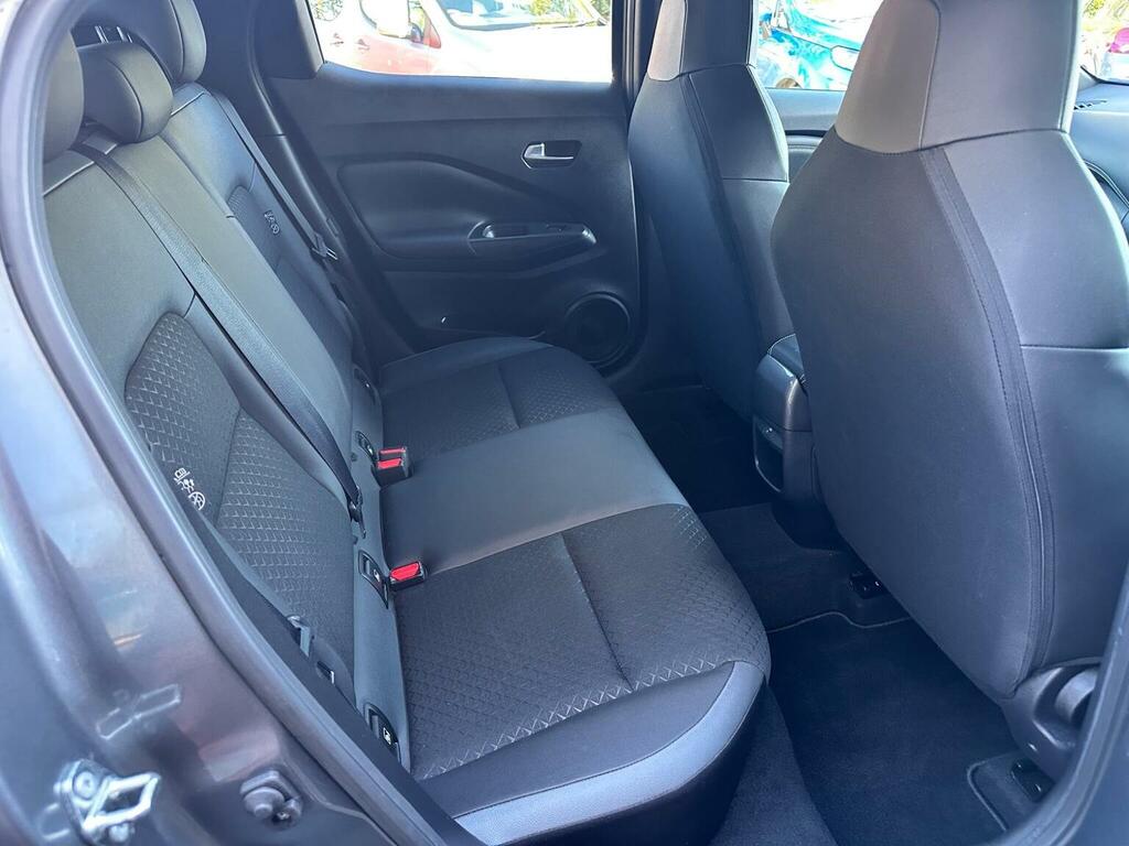 Nissan Juke 1.6 N-connecta Euro 6 WD72EZM Grey #4
