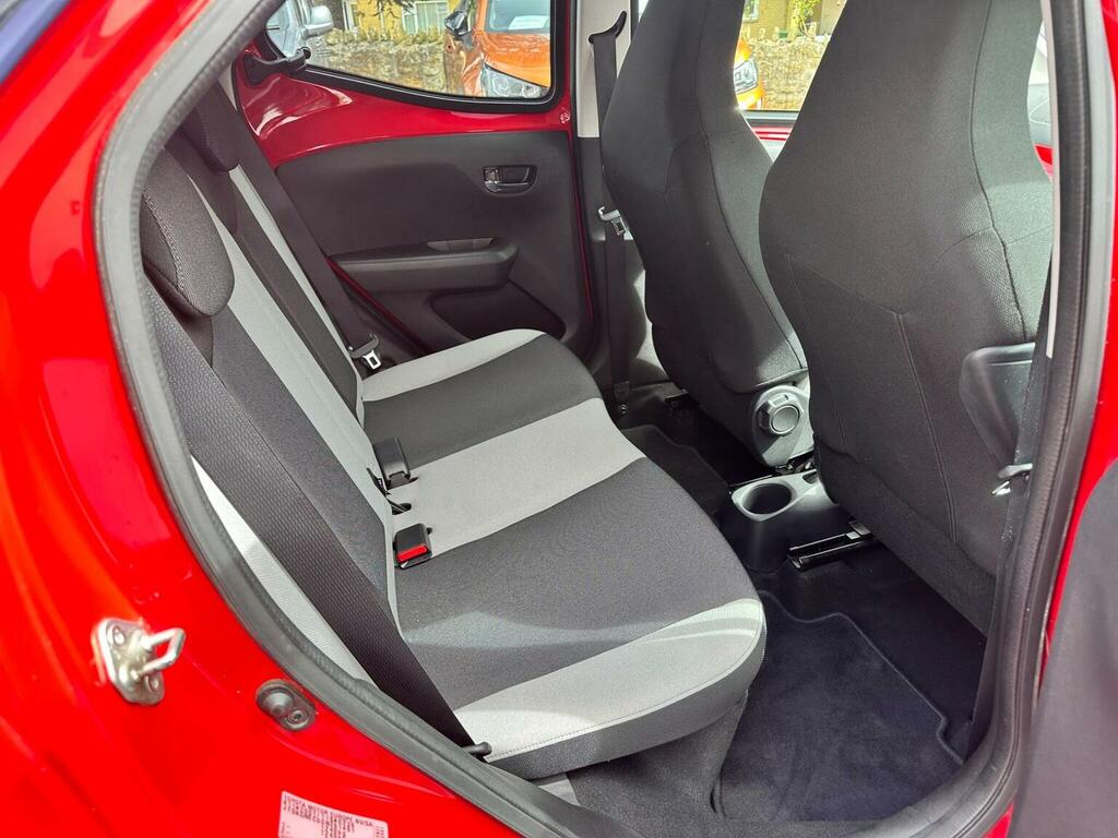 Toyota Aygo 1.0 Vvt-i X-style Euro 6 WD17FFK Red #4