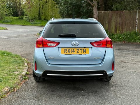 Toyota Auris Estate Icon Blue #5