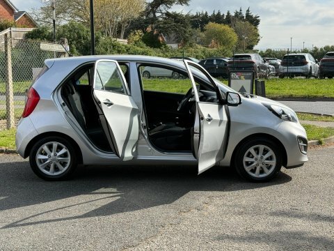 Kia Picanto 2 Only 7 GU64EYO Silver #3