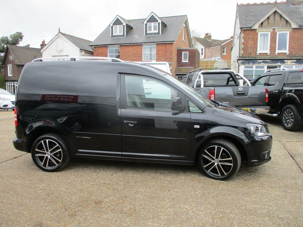 Volkswagen Caddy 1.6 Tdi Bluemotion Tech C20 Black Edition L1 H1 FV64HGU Black #6