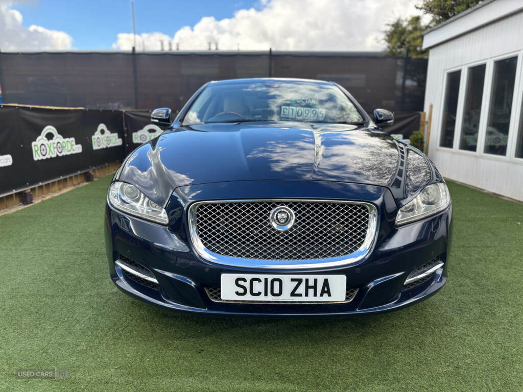 Jaguar XJ 3.0D V6 Portfolio Blue #2