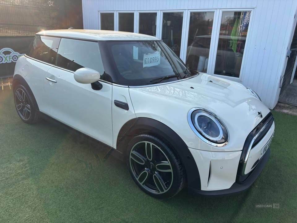 Mini Hatch 1.5 Cooper Exclusive KSZ1471 White #2