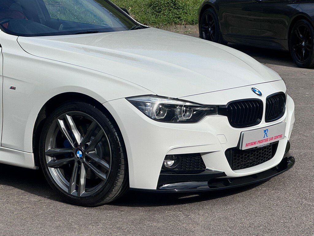 BMW 3 Series M Sport Shadow Edition Touring YK67PFG White #2