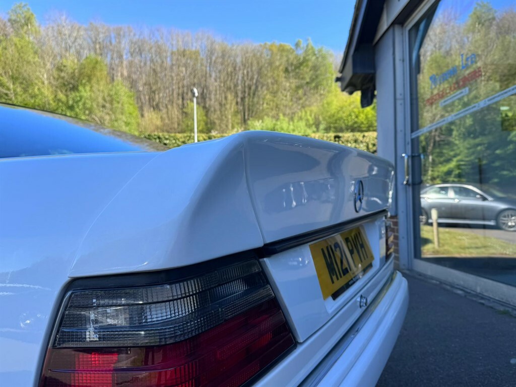 Mercedes-Benz E Class 2.2 E220 Cabriolet #17