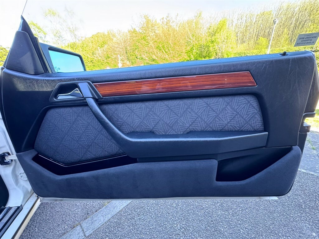 Mercedes-Benz E Class 2.2 E220 Cabriolet #20